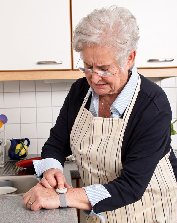 Seniors easily obtain emergency assistance with their panic button